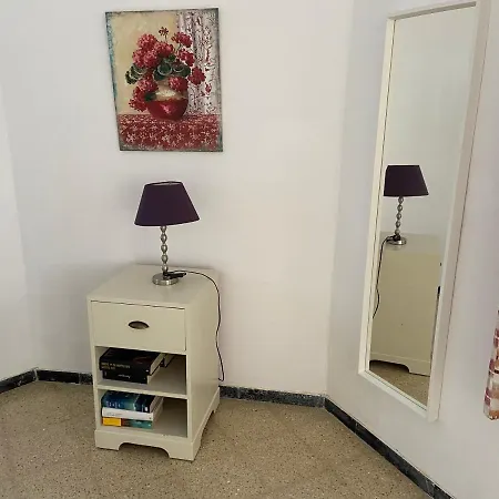 Sarahs Kite En Playa Del Burrero